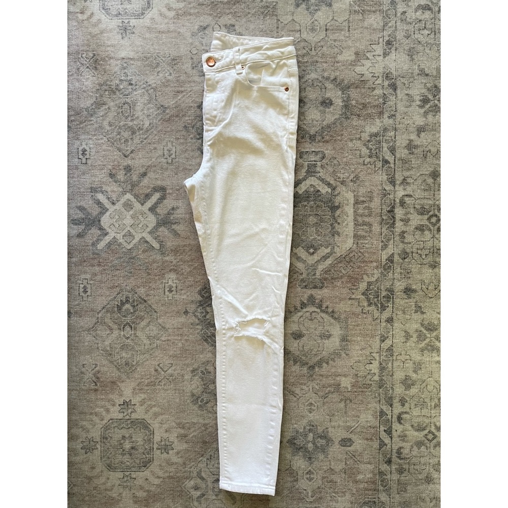 ASOS Ridley Skinny Ankle Grazer White Jeans Rip
